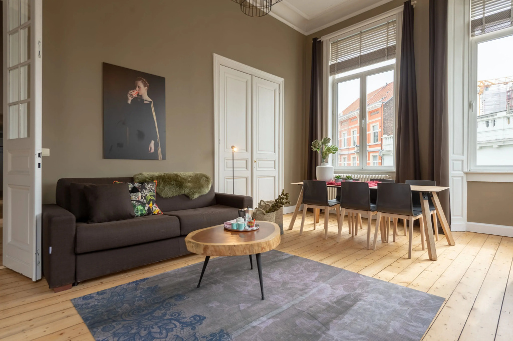 Deluxe Apartment