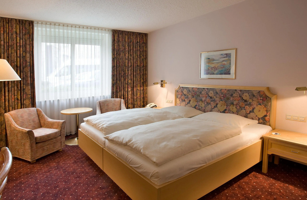 Superior Double room (full double bed)
