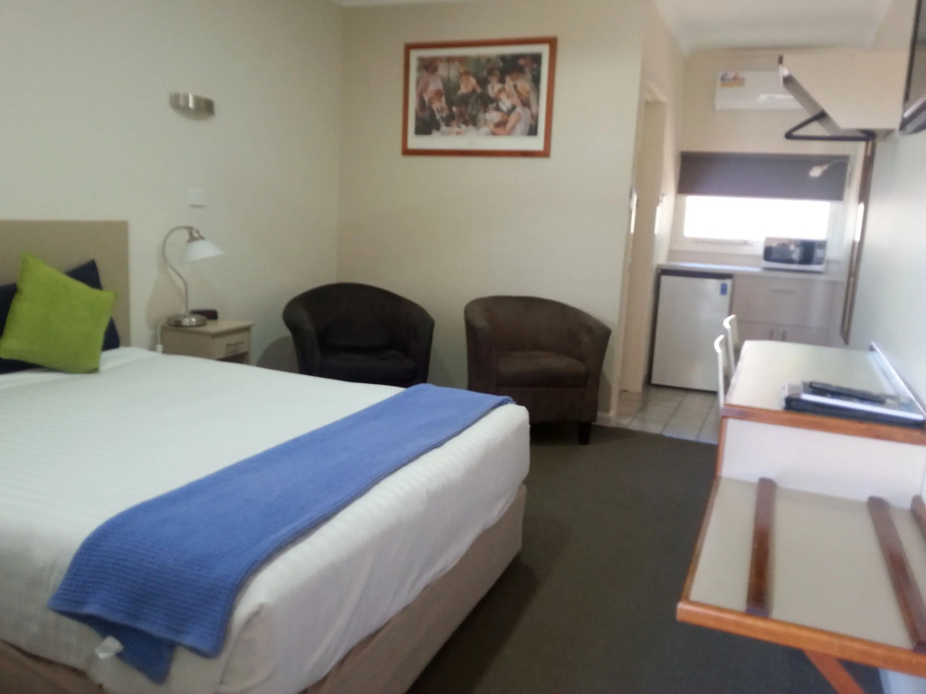 Standard Double room (full double bed)