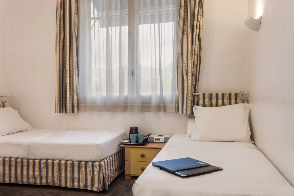 Standard Double room (twin beds)