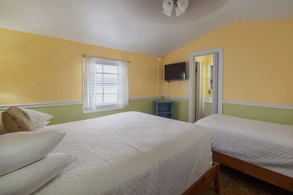 Standard Suite