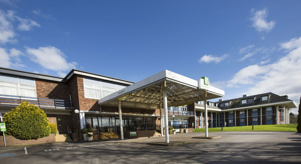 Holiday Inn Luton South M1, JCT.9