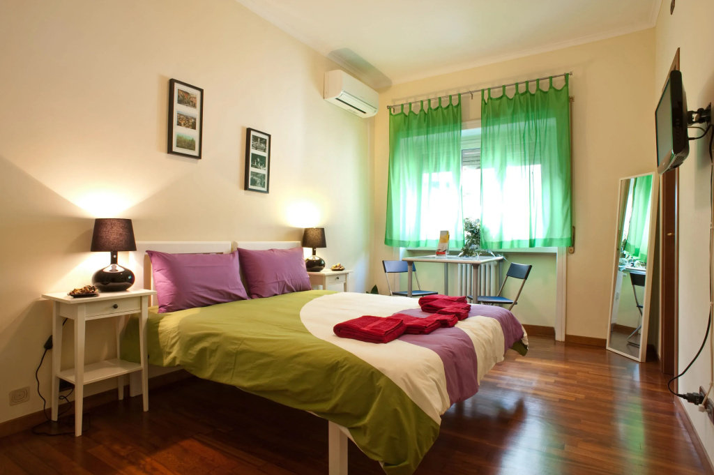 Standard Double room (full double bed)