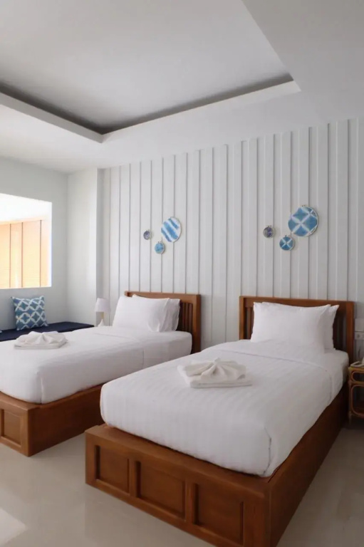 Double Suite (twin beds)
