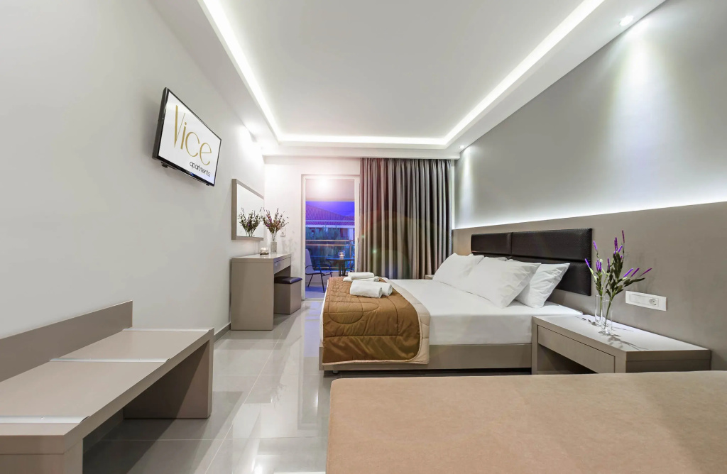Apartment with balcony