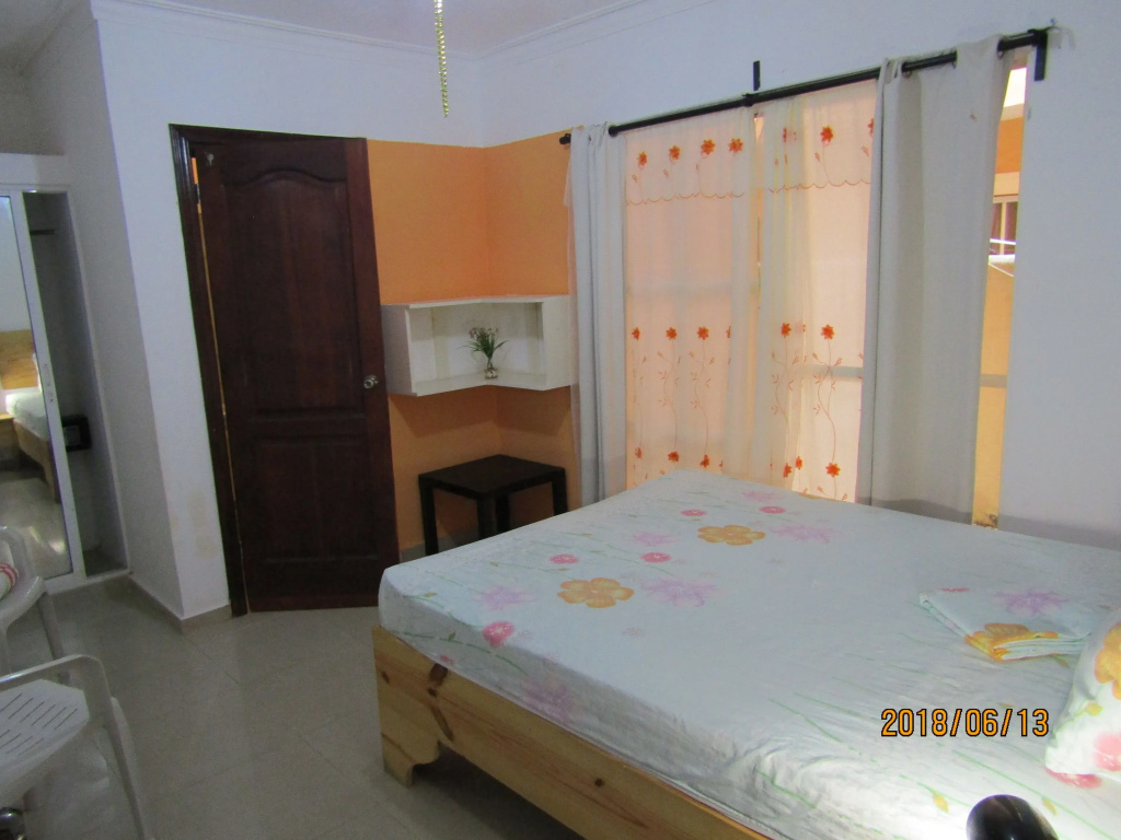 Double Basement Apartment (full double bed)