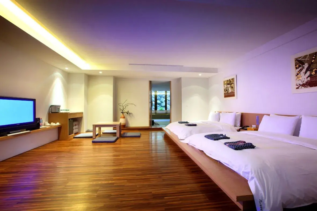 Standard Family room