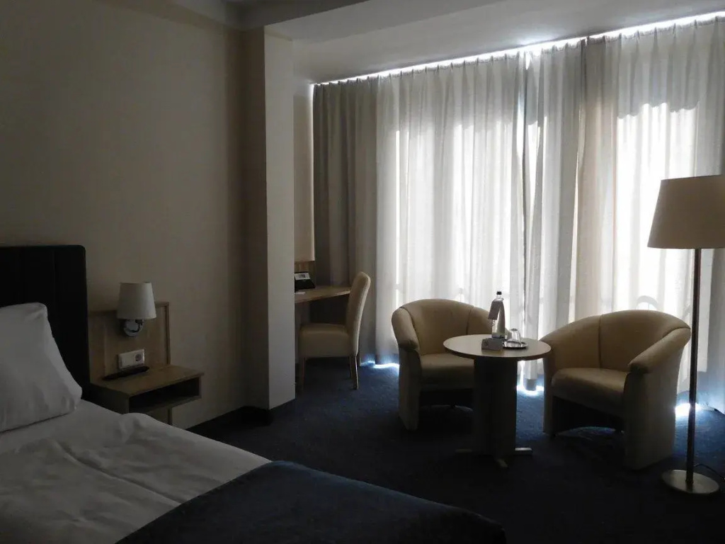 Standard Double room (full double bed)