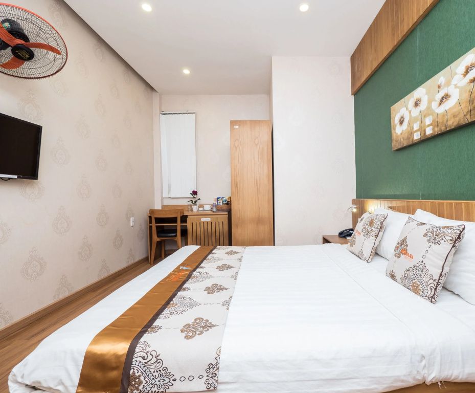 Standard Double room (full double bed)