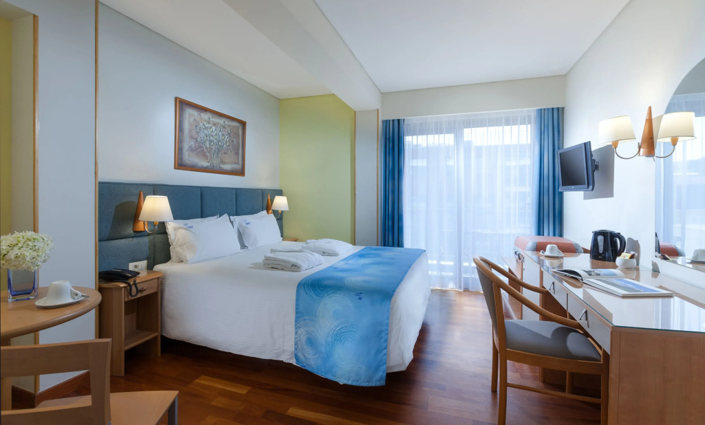 Tropical Hotel - Chambres