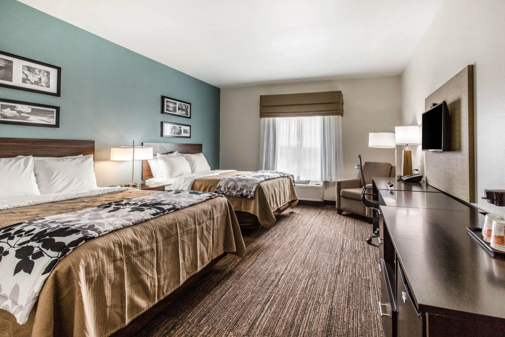 Standard Quadruple room