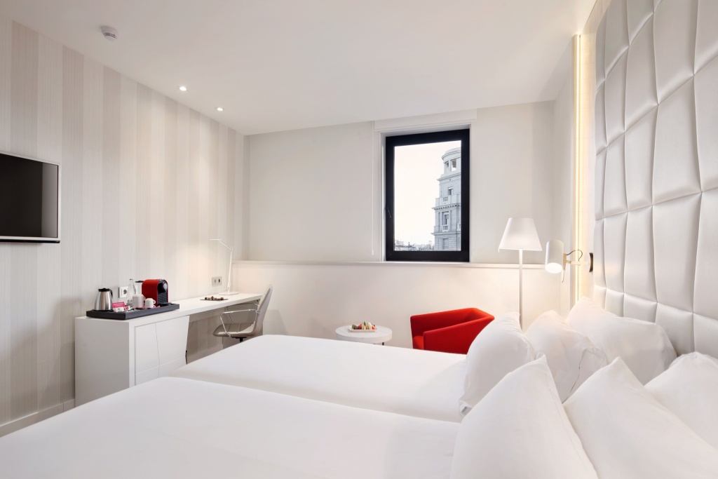 NH Collection Barcelona Podium Room Type - Superior room