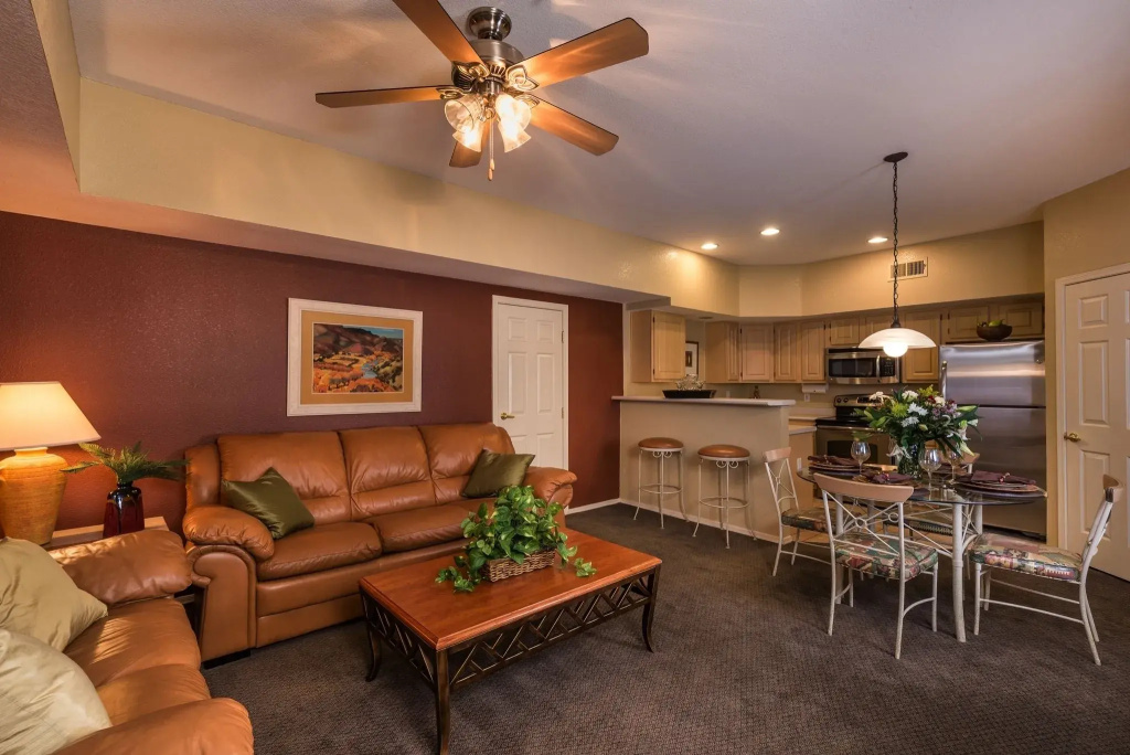 2 Bedrooms Villa