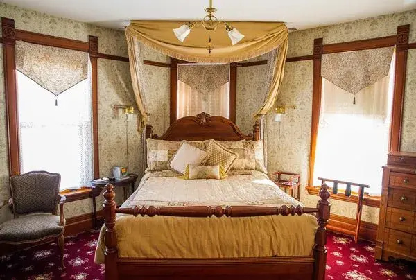 Victorian Dreams Bed and Breakfast - Chambres