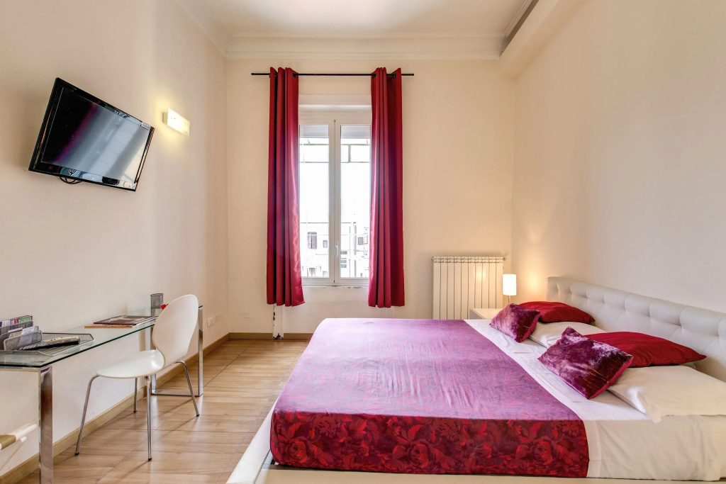 Standard Double room (full double bed)