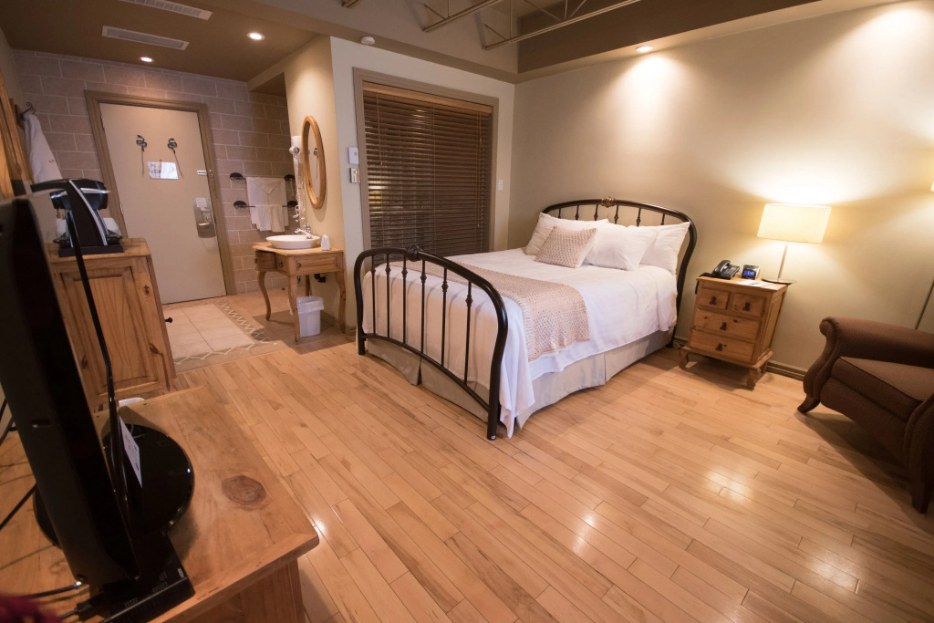Double Apartment (full double bed)