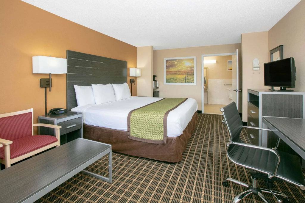 Standard Double room (full double bed)