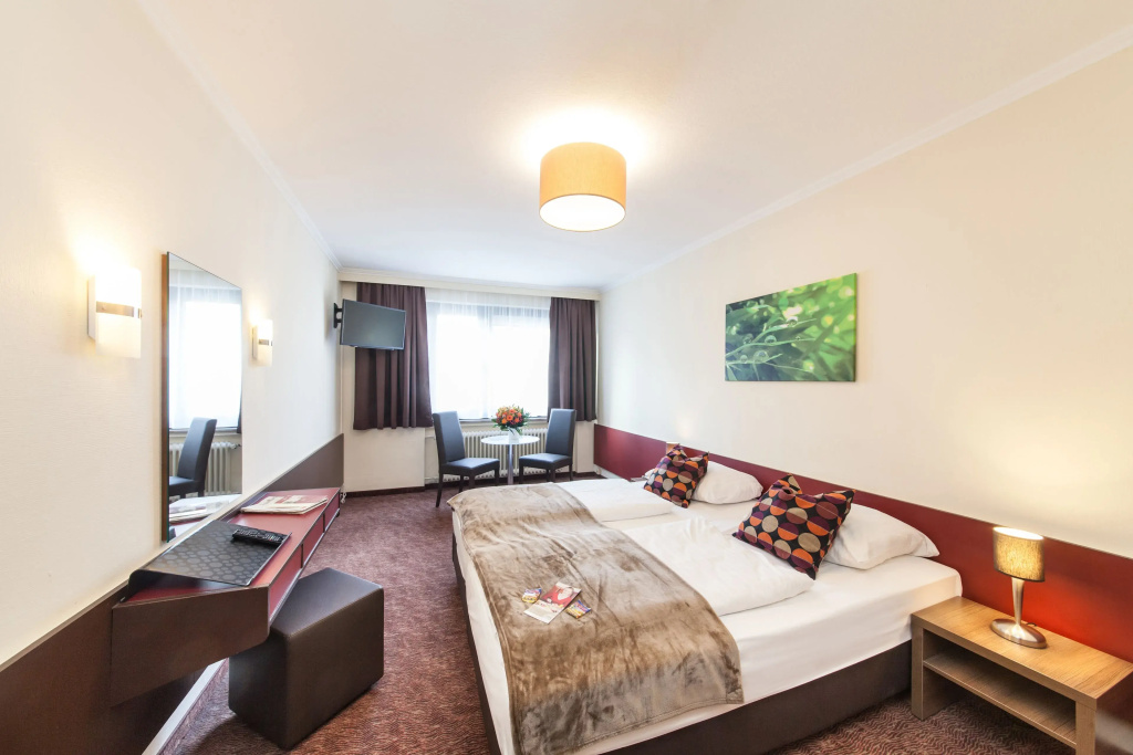 Standard Double room (full double bed)
