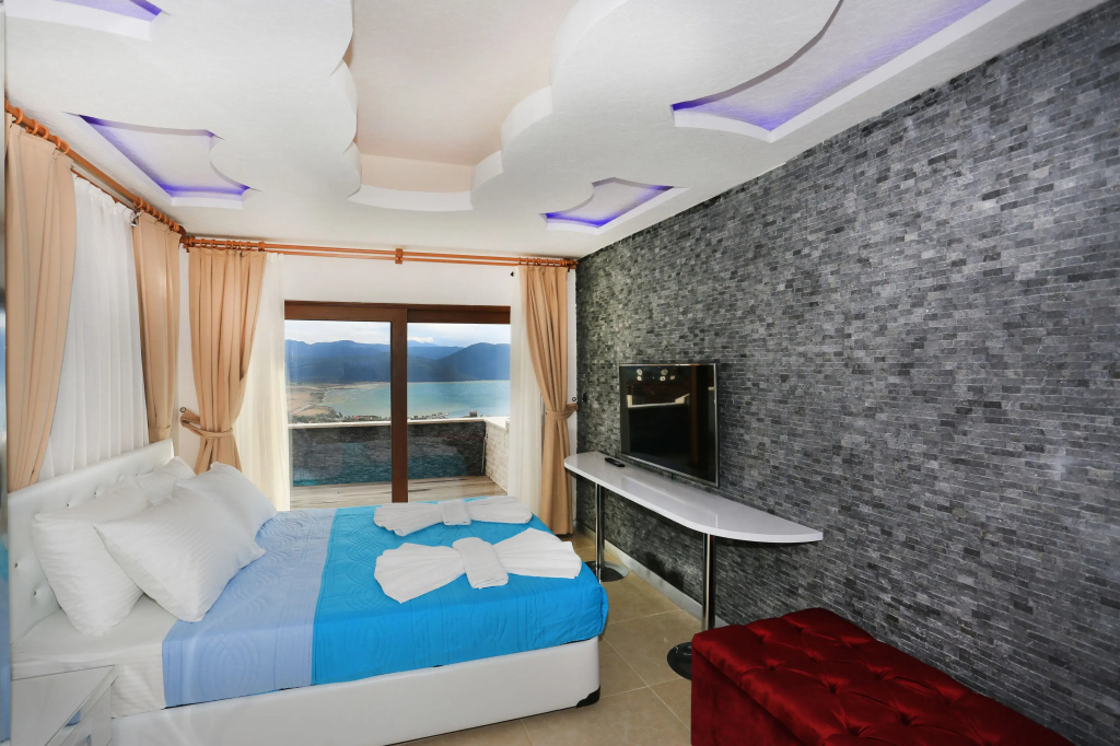 1 Bedroom Suite