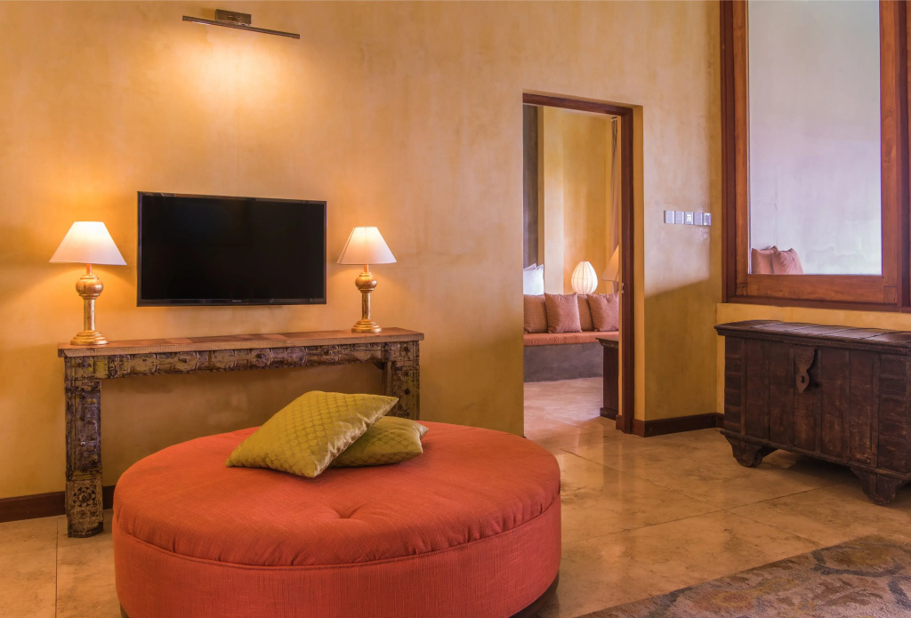 Double Suite full double bed