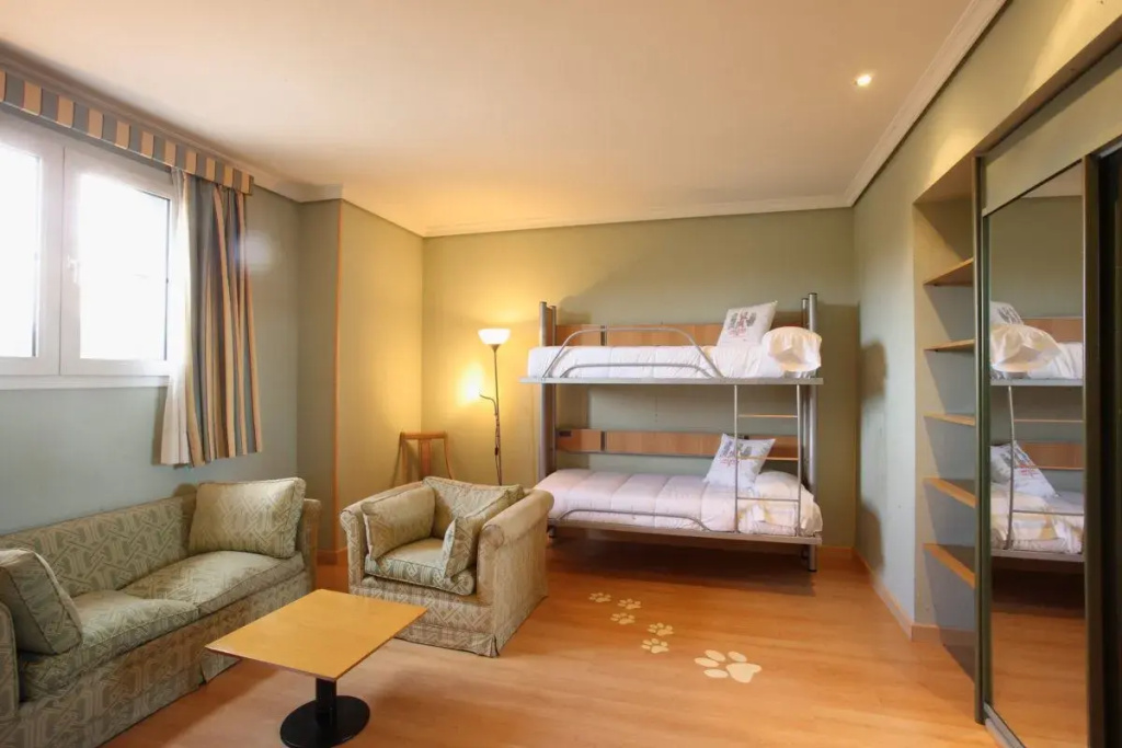 Standard Family room