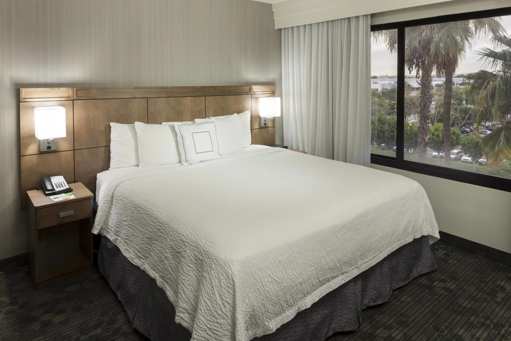 1 Bedroom Executive Suite