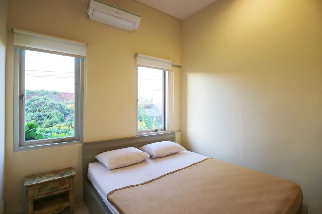 Standard Double room (full double bed)