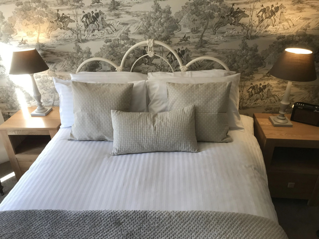 The Highway Inn - Chambres