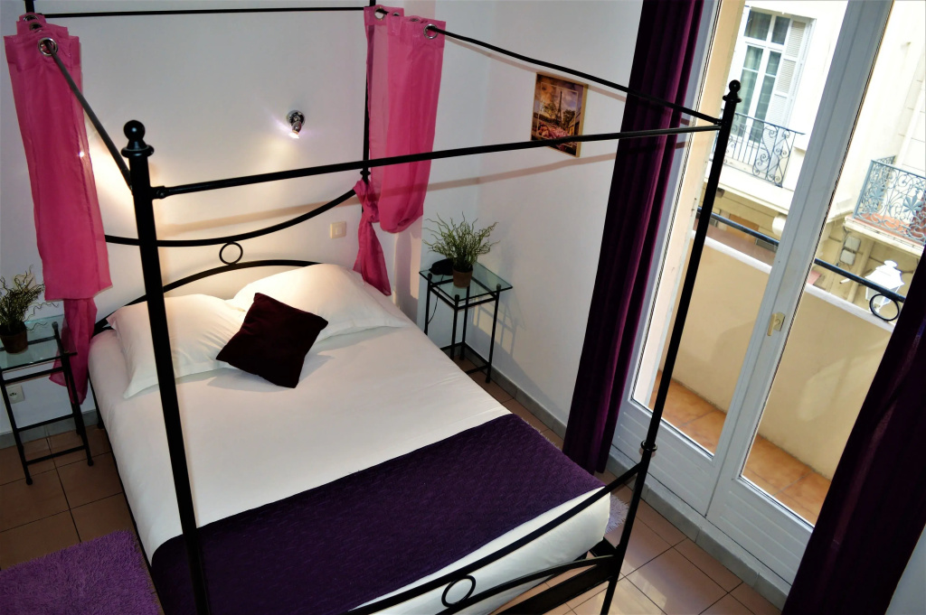 Comfort Double room (full double bed)