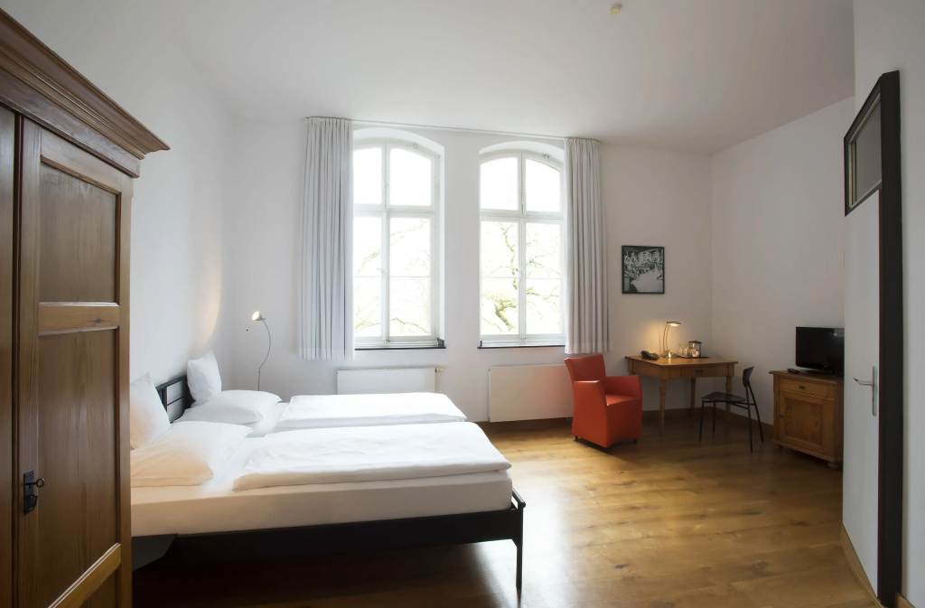Economy Double room (full double bed)
