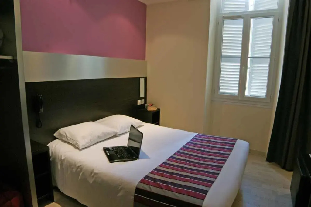 Comfort Double room (full double bed)