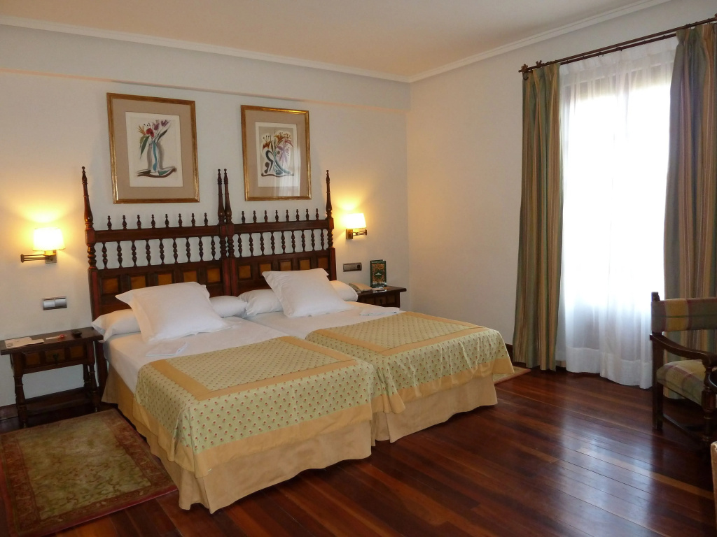 Parador de Calahorra - Chambres