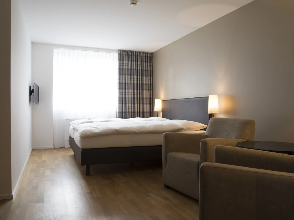Standard Double room (full double bed)