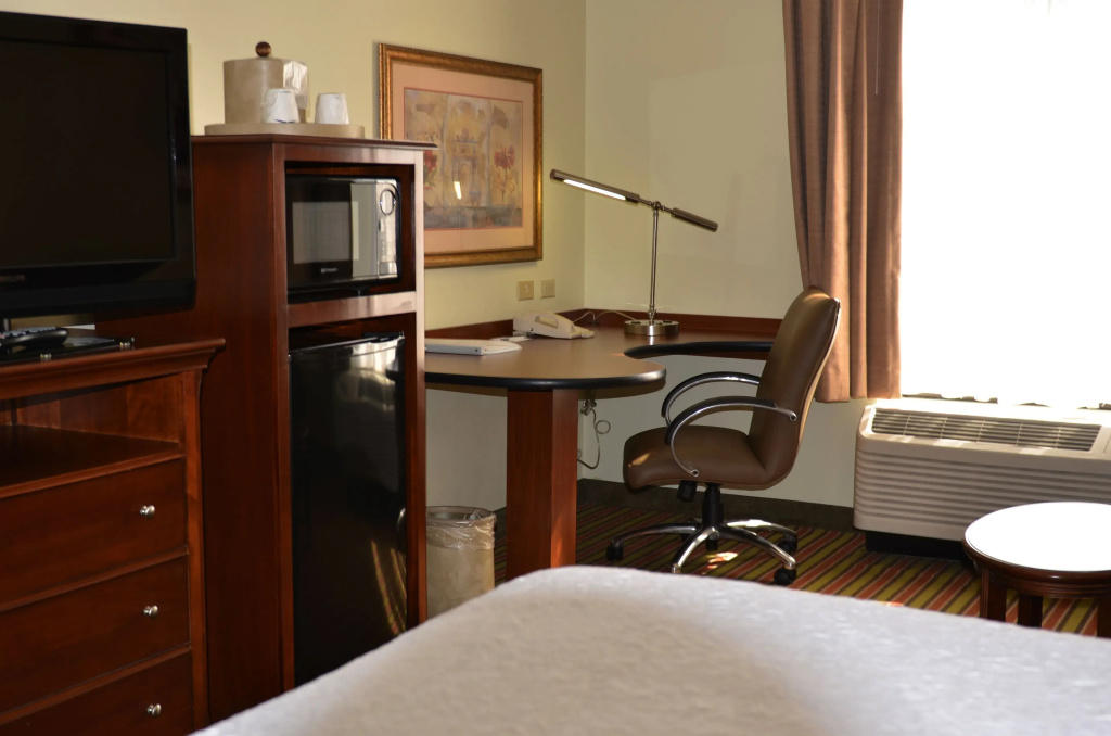 Double Studio (full double bed)