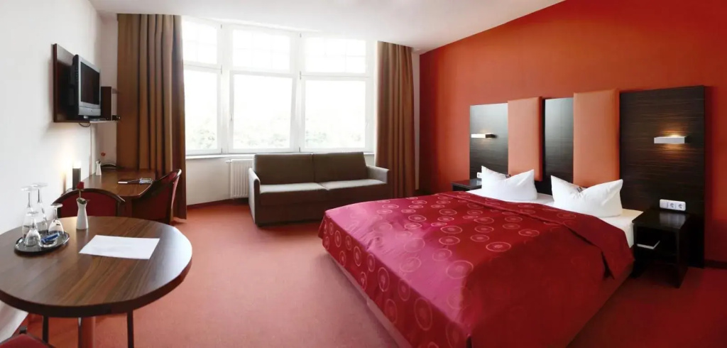 Standard Double room (full double bed)