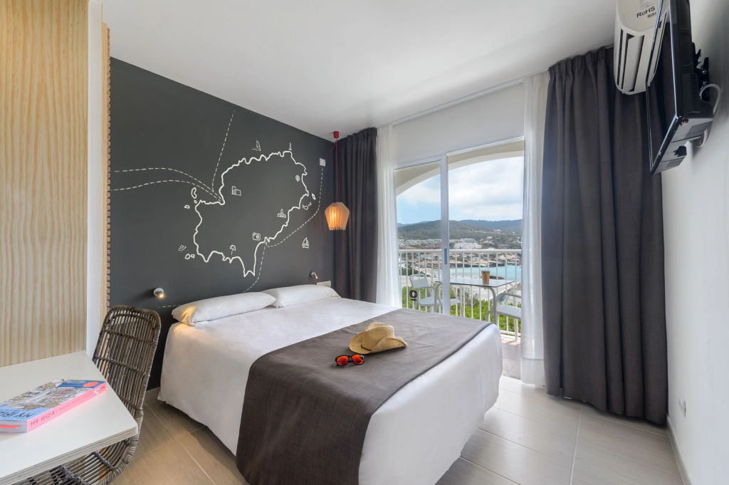 Hotel Vibra Cala Tarida - Chambres