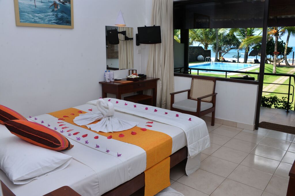 Sea Rock Villa