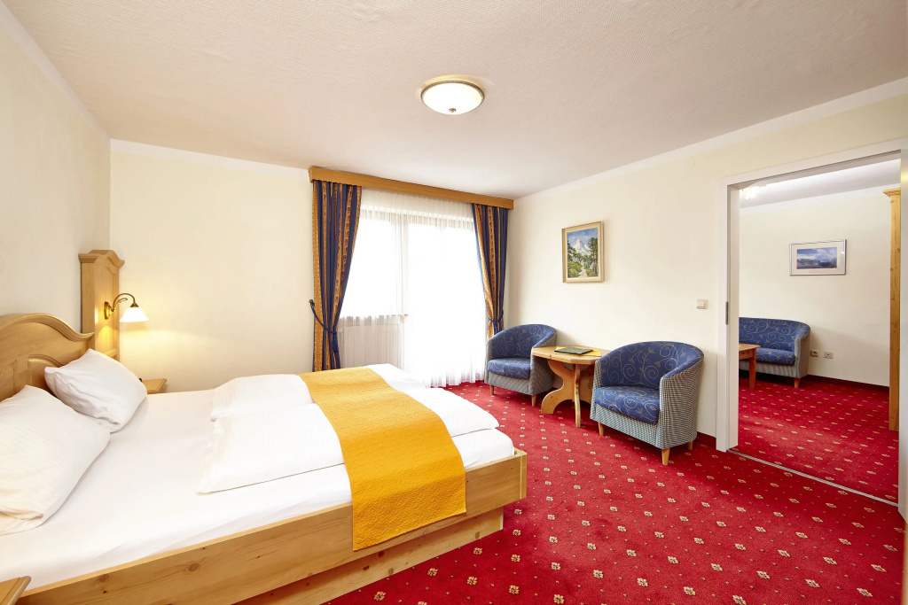 Double Junior Suite with balcony (full double bed)