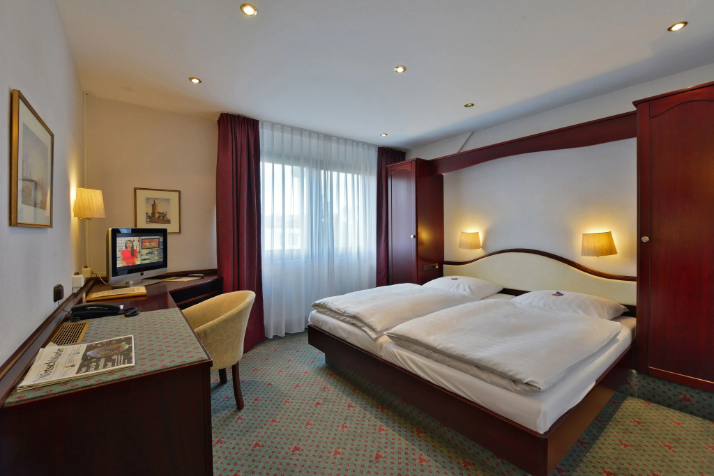 Standard Double room (full double bed) (bed type is subject to availability)