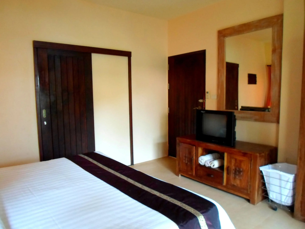 2 Bedrooms Villa with pool view