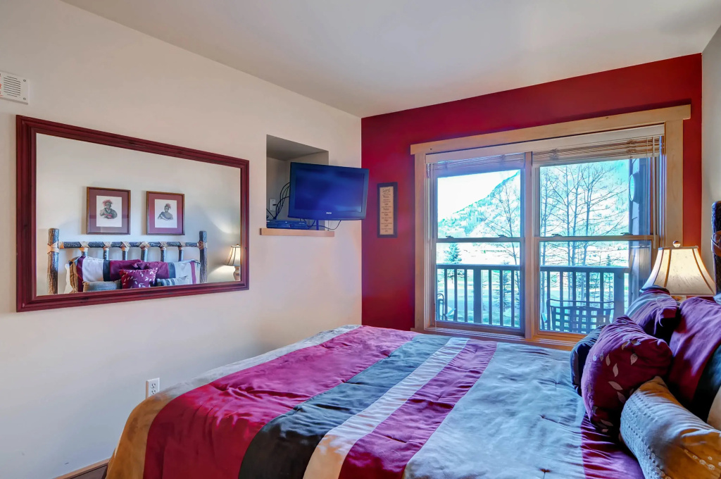 Copper Springs at East Village by Copper Mountain Lodging - Chambres