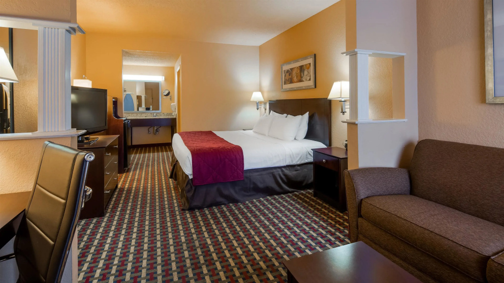 Double Suite (full double bed)