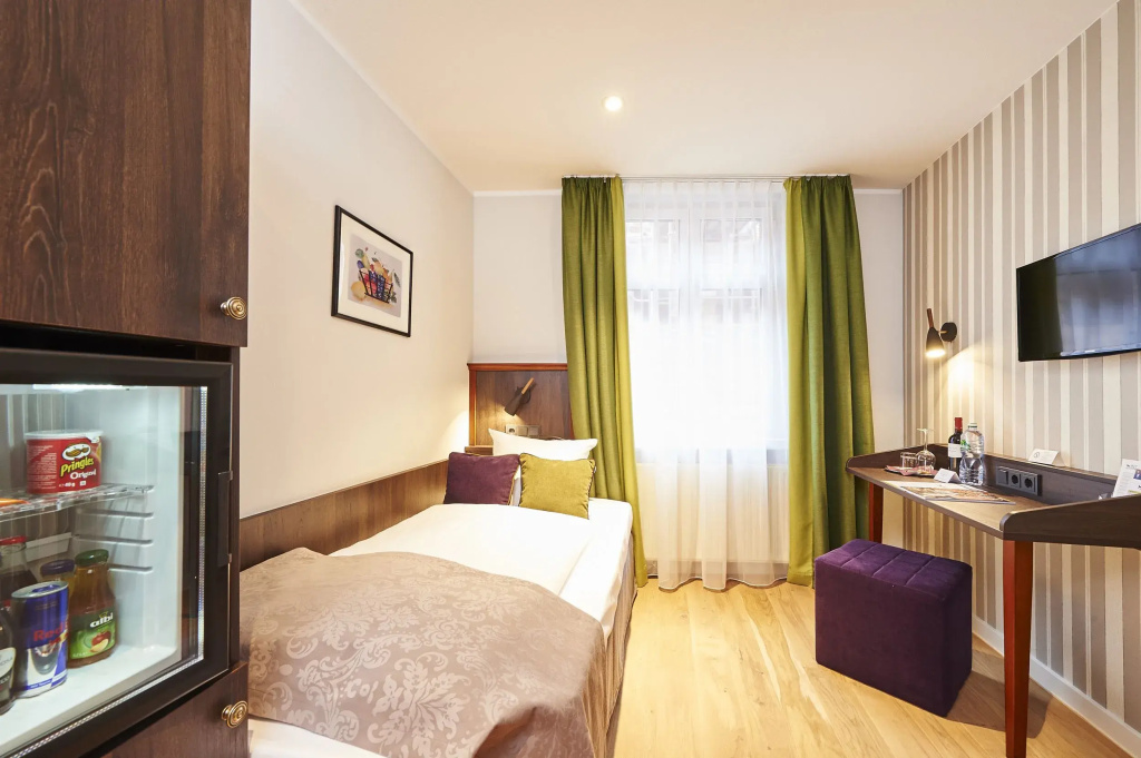 Standard Single room (single bed)