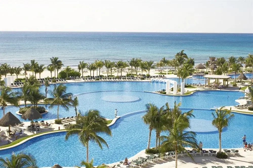 Beach & Waterfront