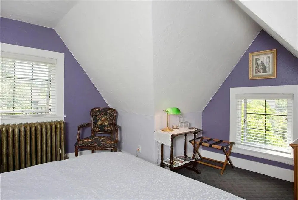 The Bacon Mansion Bed and Breakfast by null