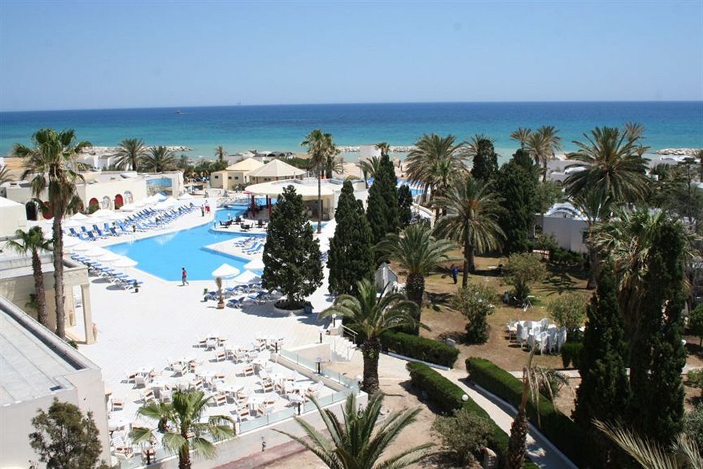 Hôtel Le Lido فندق ليدو image
