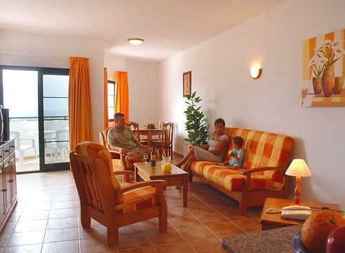 gallery_image_hidden_6