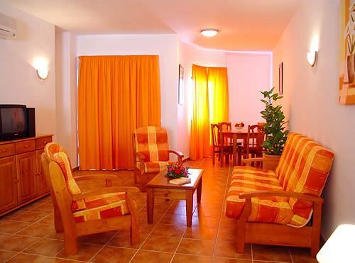 gallery_image_hidden_18