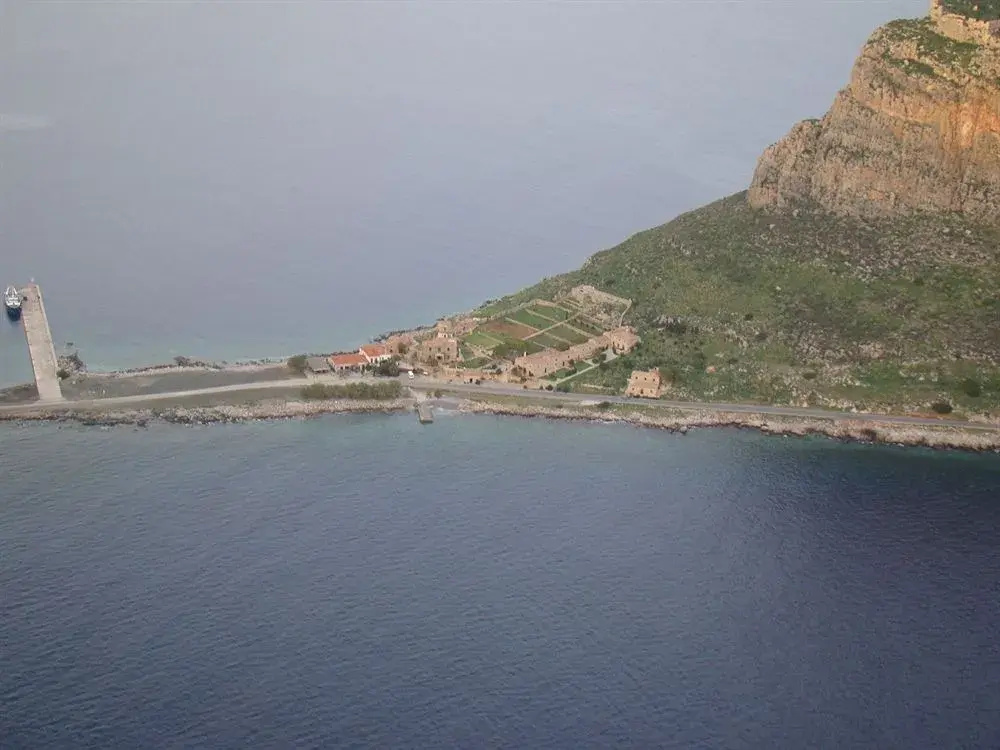 Beach & Waterfront
