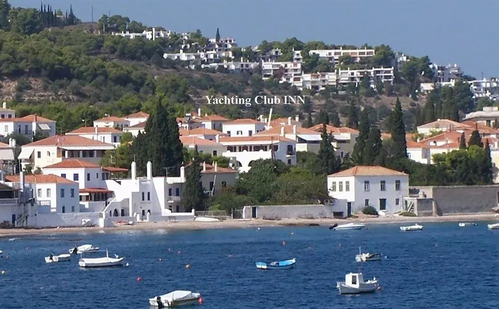 Beach & Waterfront